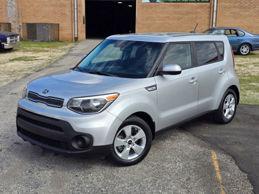 2017 Kia Soul Image 13