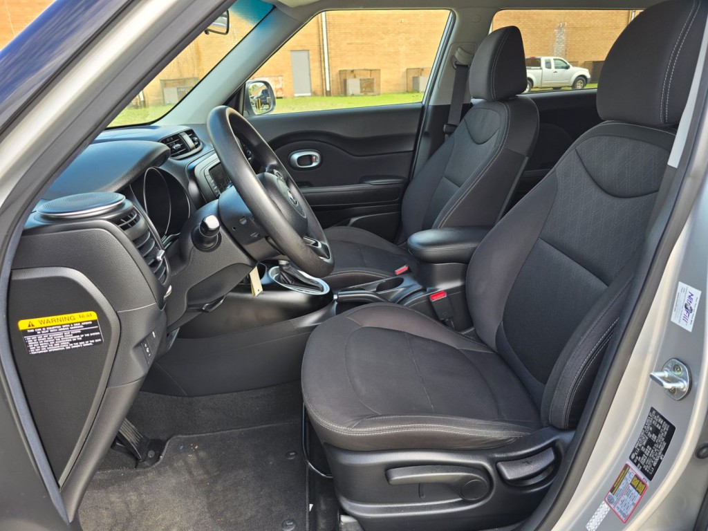 2017 Kia Soul Image 15