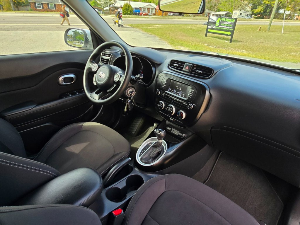 2017 Kia Soul Image 33