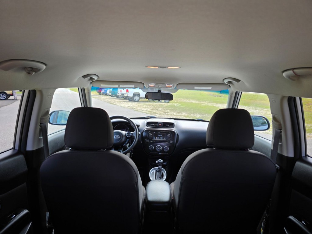 2017 Kia Soul Image 34