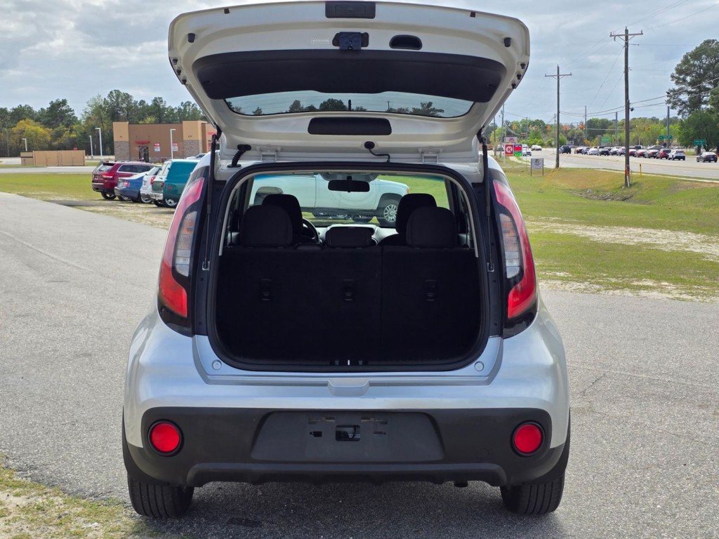 2017 Kia Soul Image 39