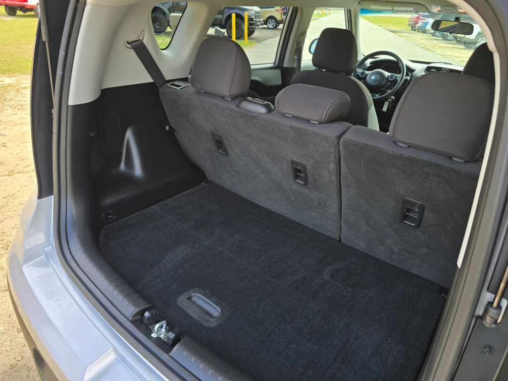 2017 Kia Soul Image 42