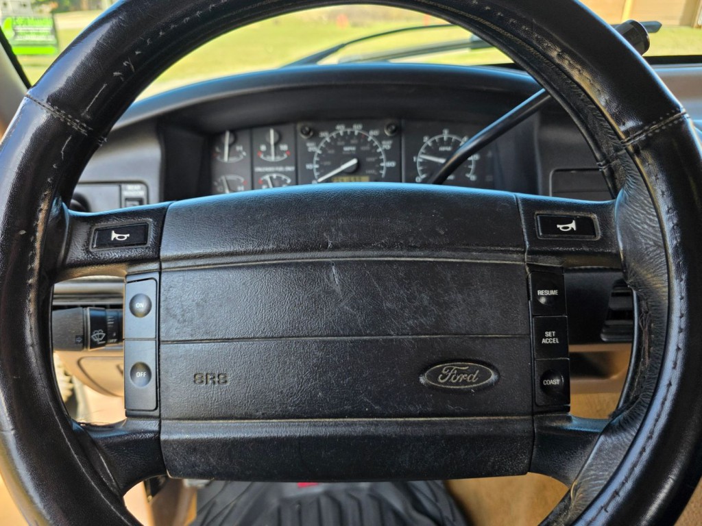 1994 Ford Bronco Image 18