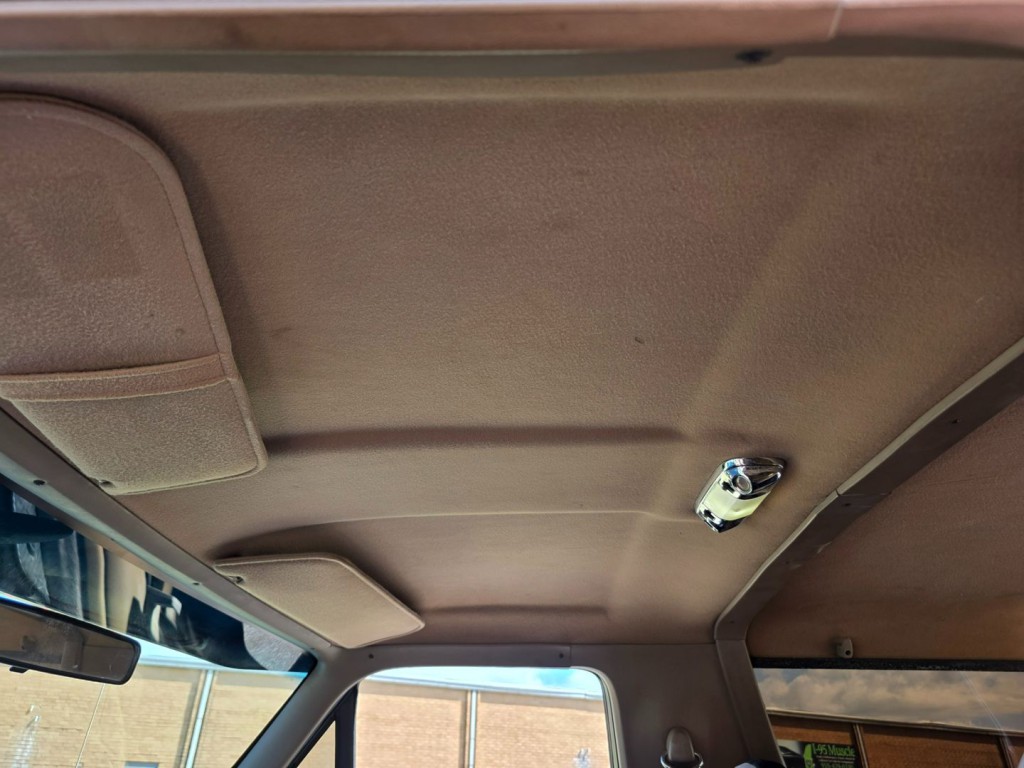 1994 Ford Bronco Image 33
