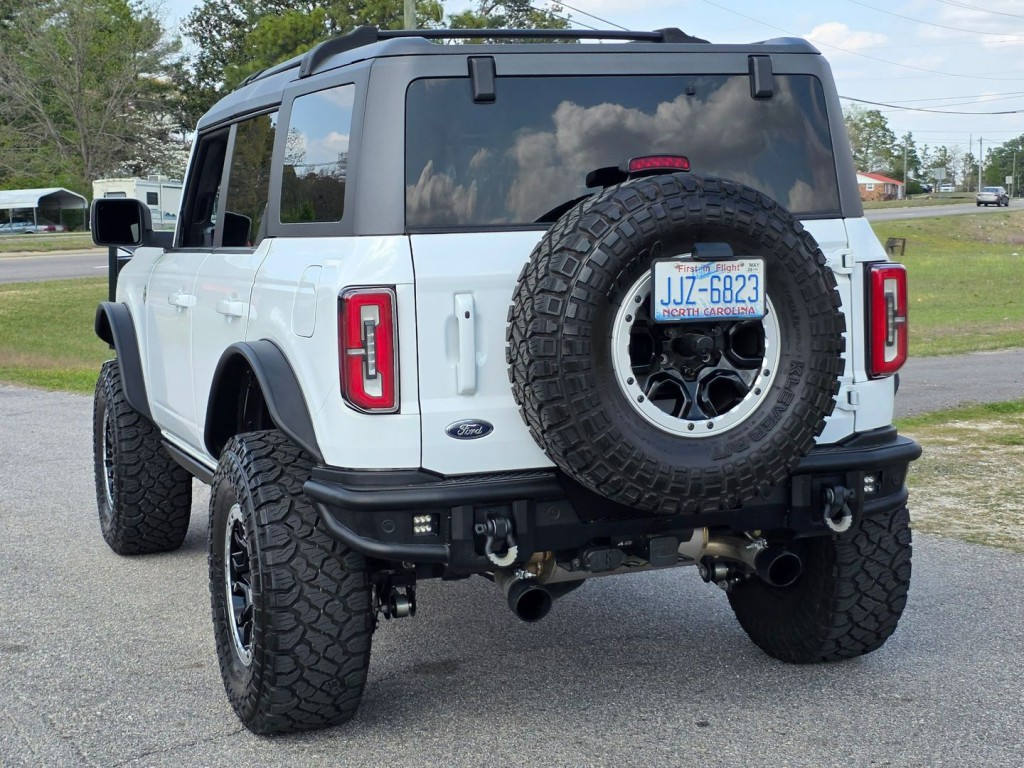 2022 Ford Bronco Image 10