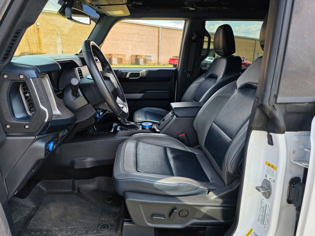 2022 Ford Bronco Image 15