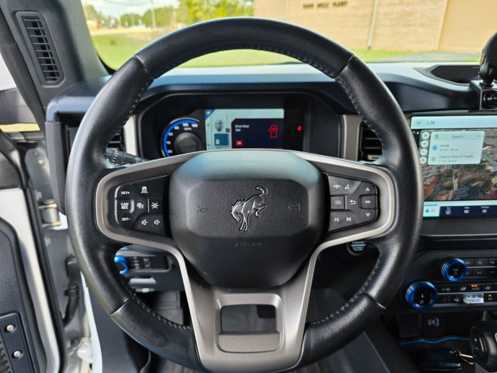 2022 Ford Bronco Image 17