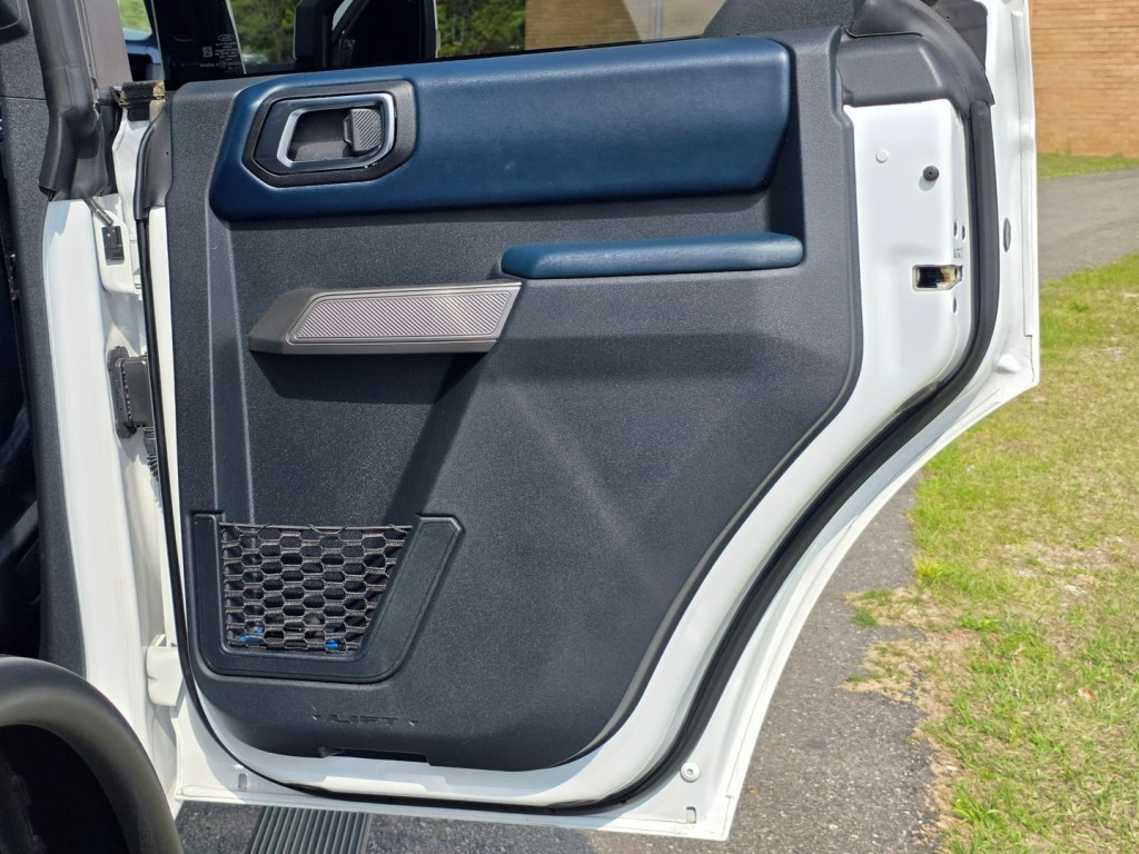 2022 Ford Bronco Image 37