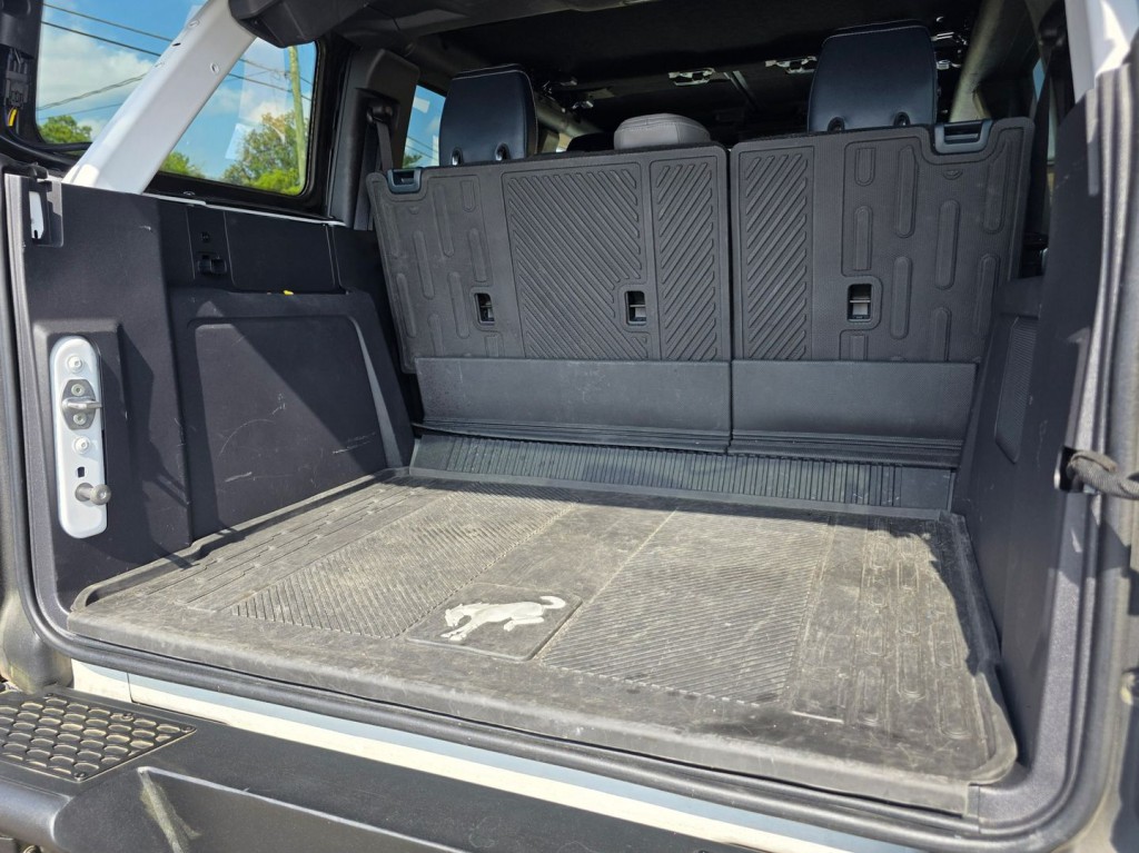 2022 Ford Bronco Image 47