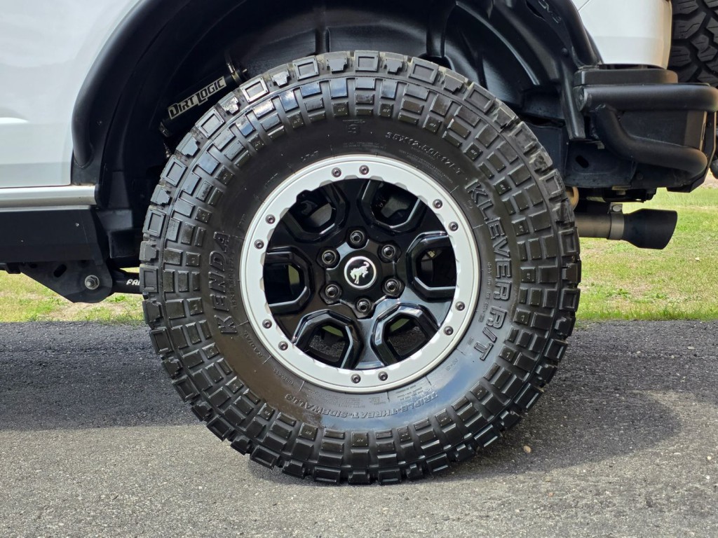 2022 Ford Bronco Image 51