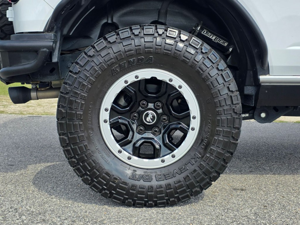 2022 Ford Bronco Image 52