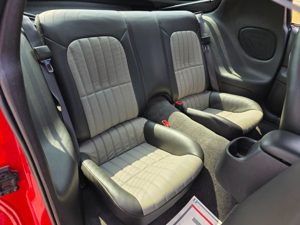 2002 Chevrolet Camaro Image 27