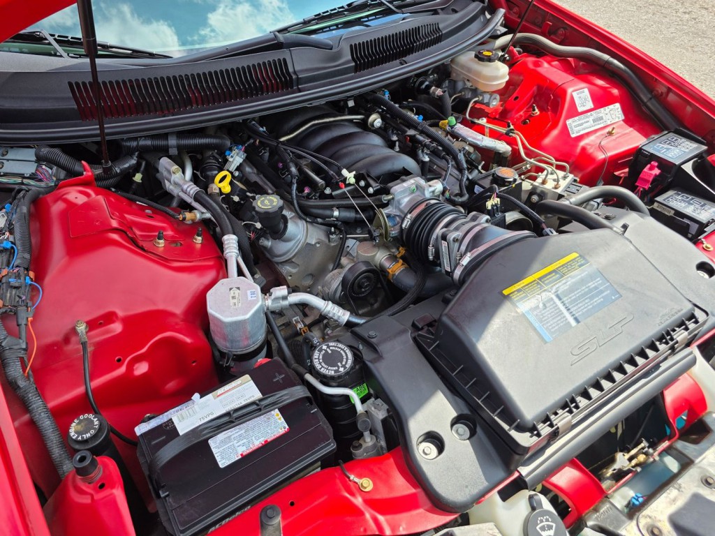 2002 Chevrolet Camaro Image 42