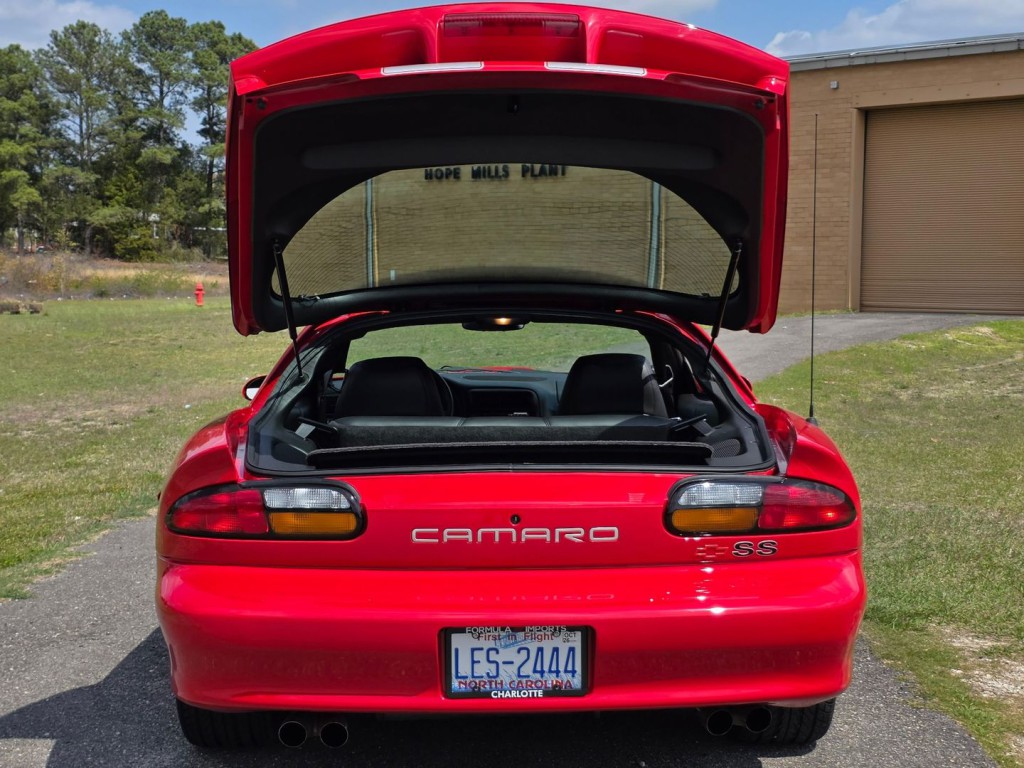 2002 Chevrolet Camaro Image 44