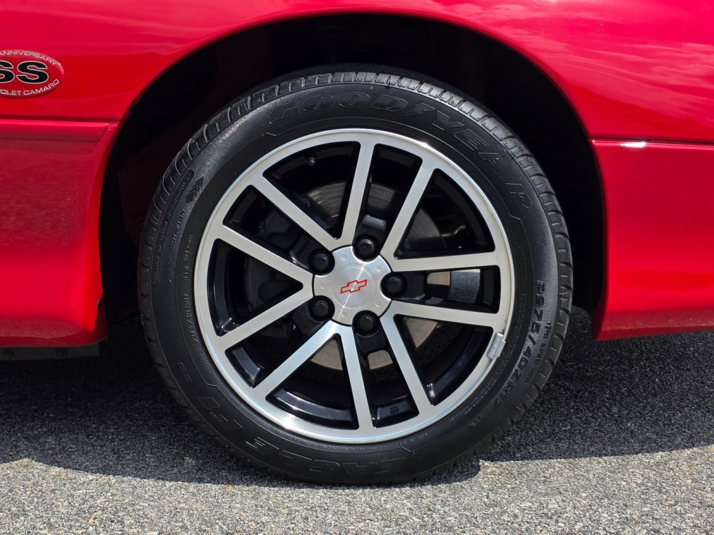 2002 Chevrolet Camaro Image 57