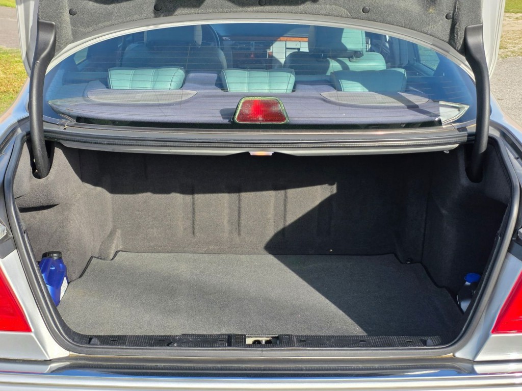 1998 Mercedes-Benz E-Class Image 49