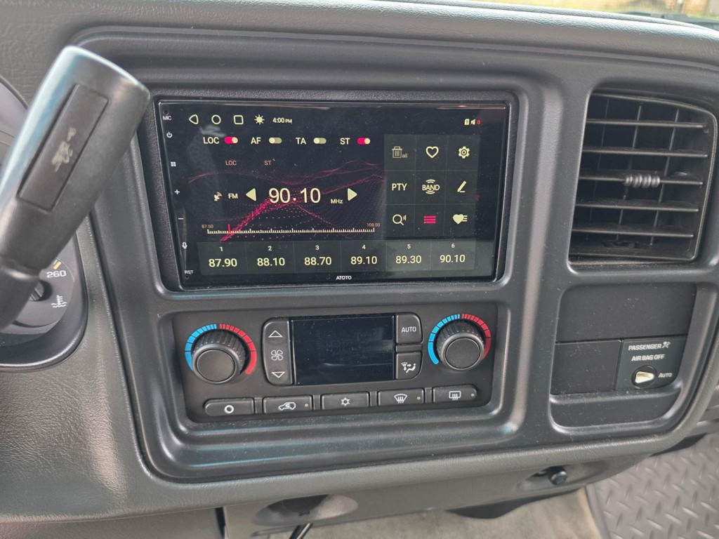 2004 Chevrolet Silverado 1500 Image 21