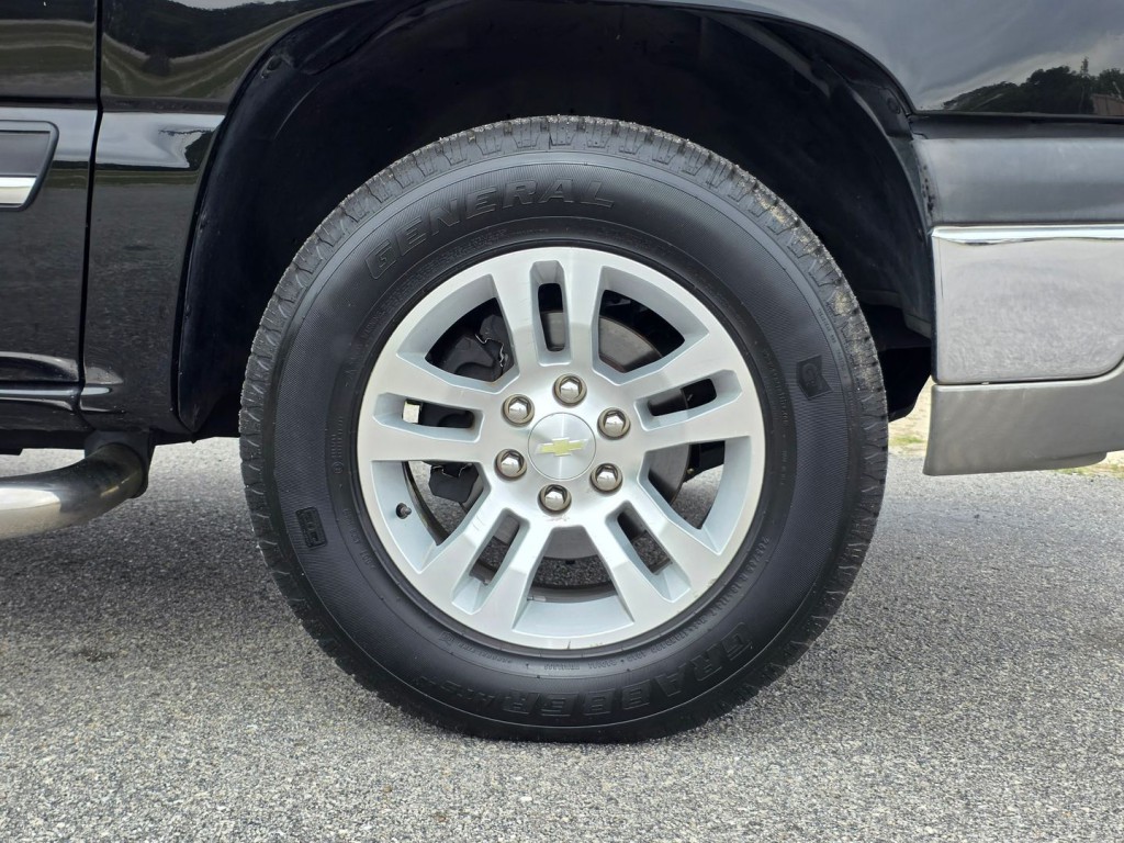 2004 Chevrolet Silverado 1500 Image 57