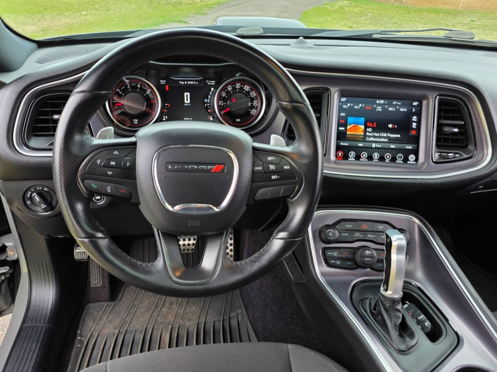 2017 Dodge Challenger Image 17