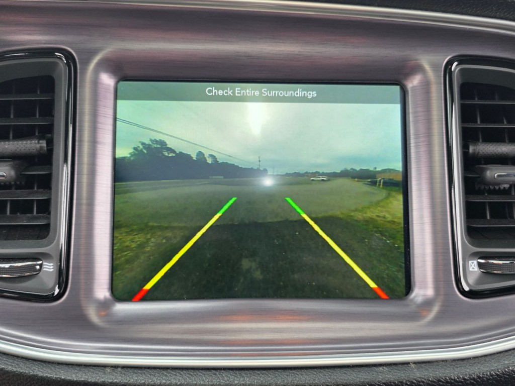 2017 Dodge Challenger Image 21