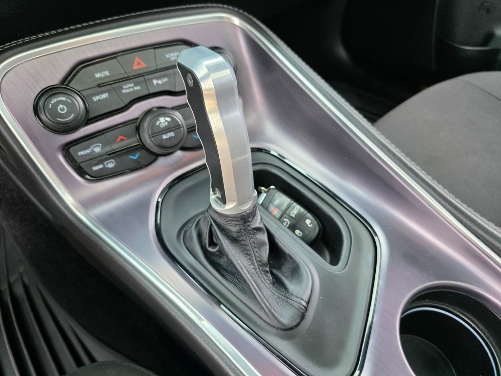 2017 Dodge Challenger Image 23