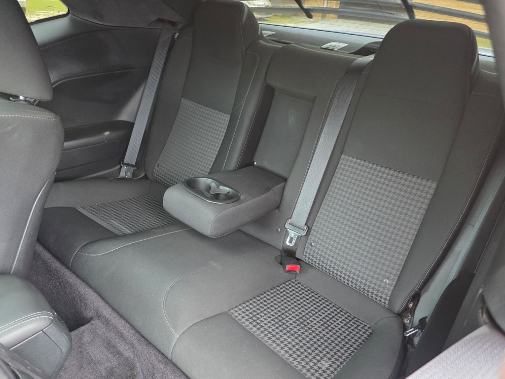 2017 Dodge Challenger Image 29