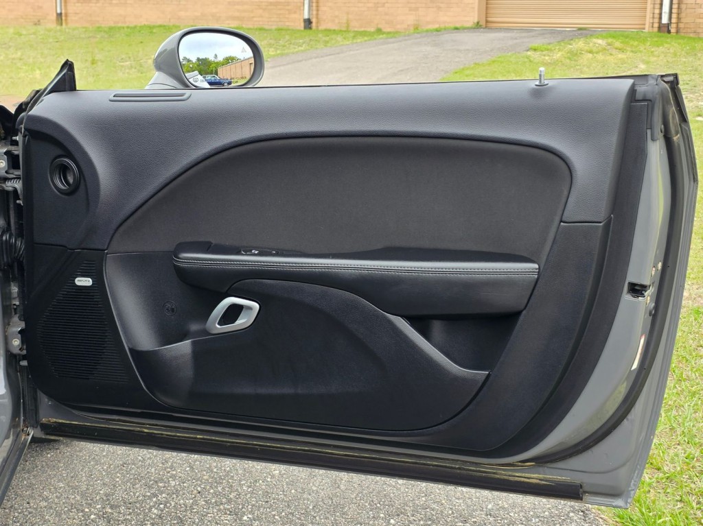 2017 Dodge Challenger Image 40