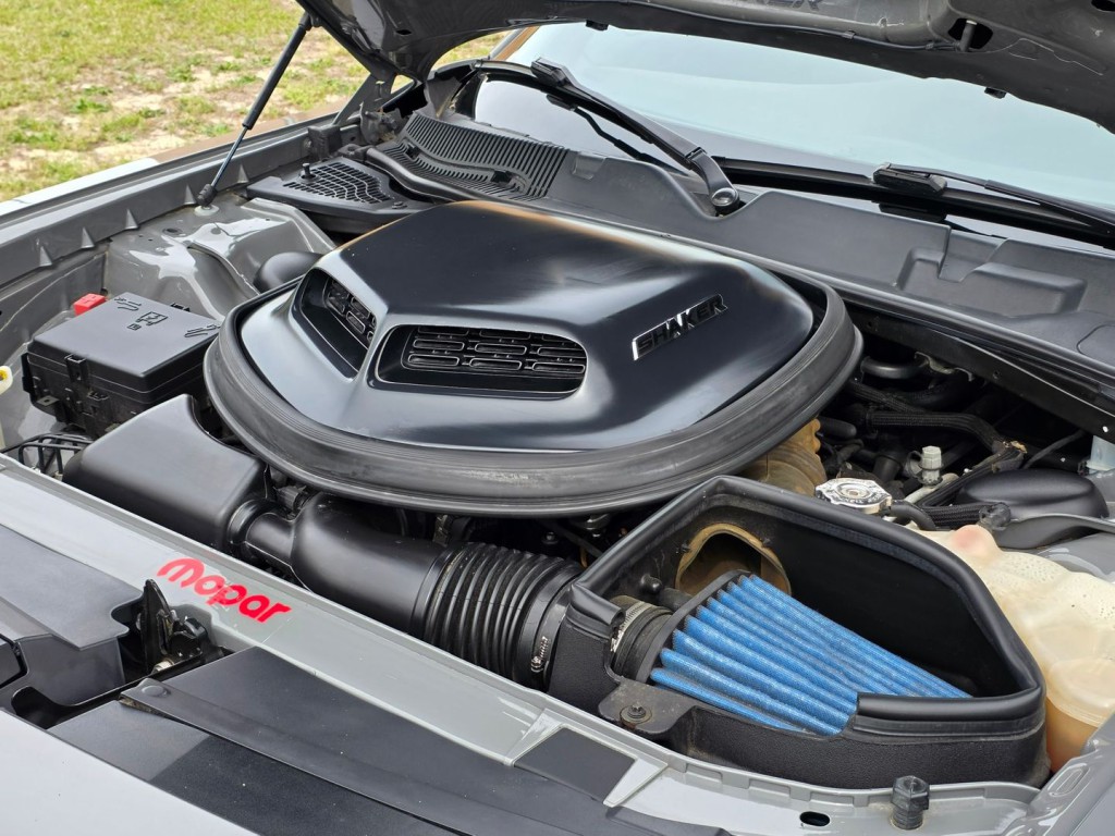 2017 Dodge Challenger Image 43