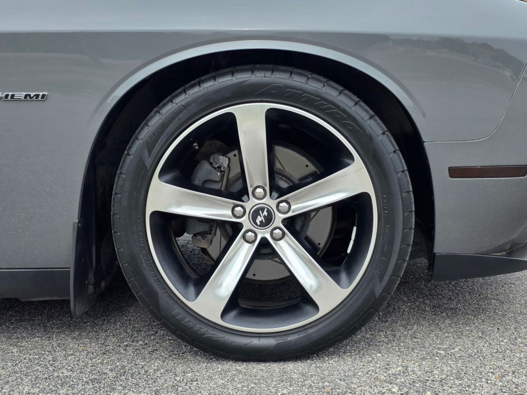 2017 Dodge Challenger Image 54