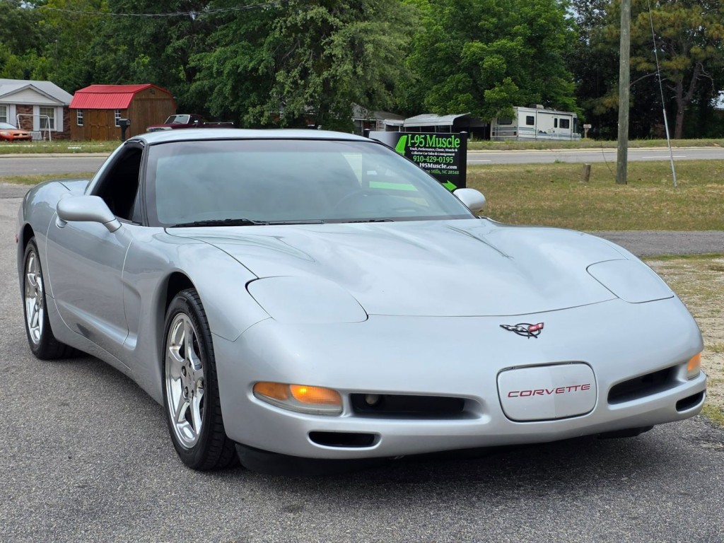 2002 Chevrolet Corvette Image 4