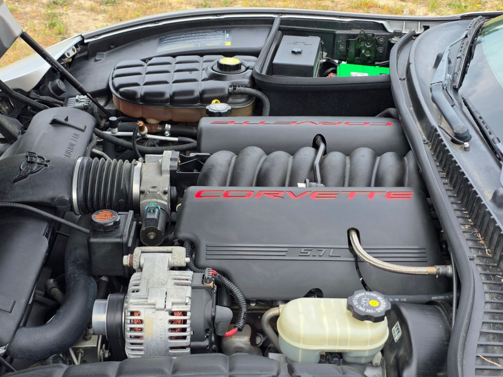 2002 Chevrolet Corvette Image 41