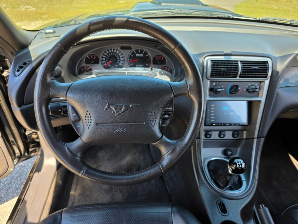 2003 Ford Mustang Image 17