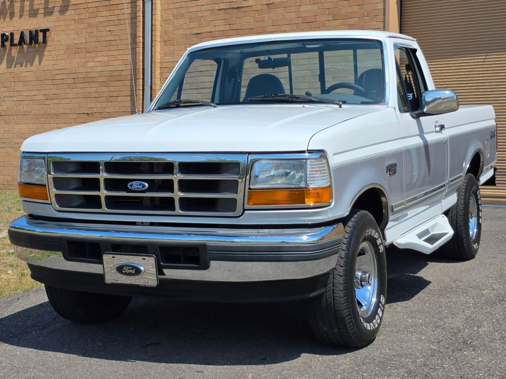 1996 Ford F-150 Image 2