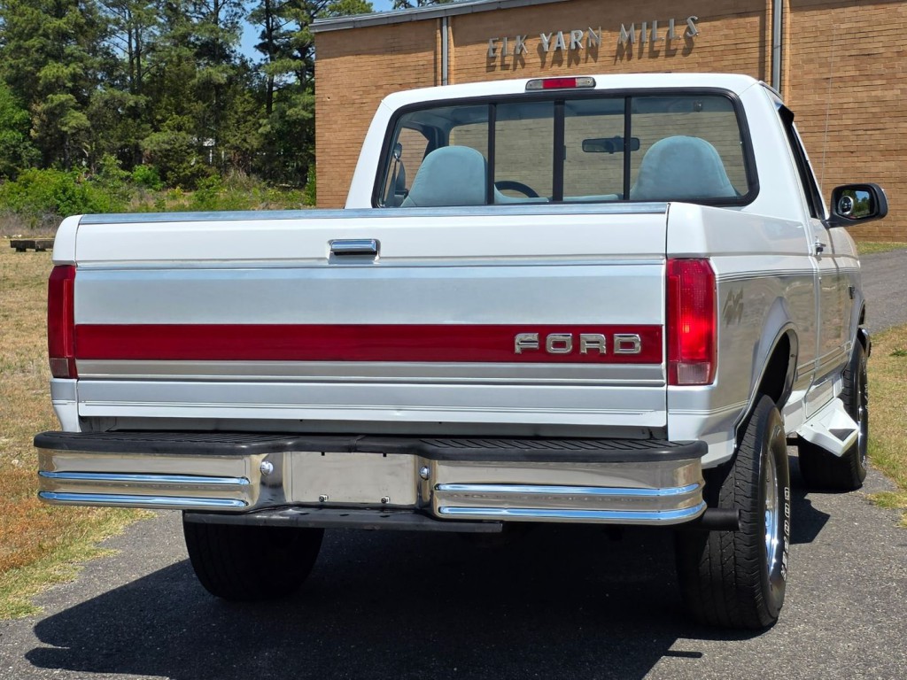1996 Ford F-150 Image 8
