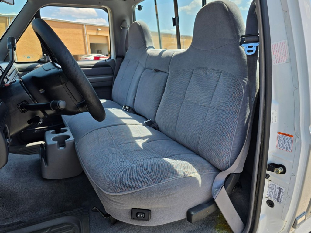 1996 Ford F-150 Image 24