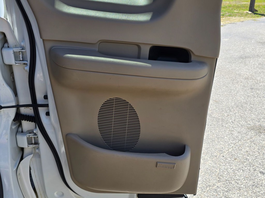 2000 Ford F-150 Image 36