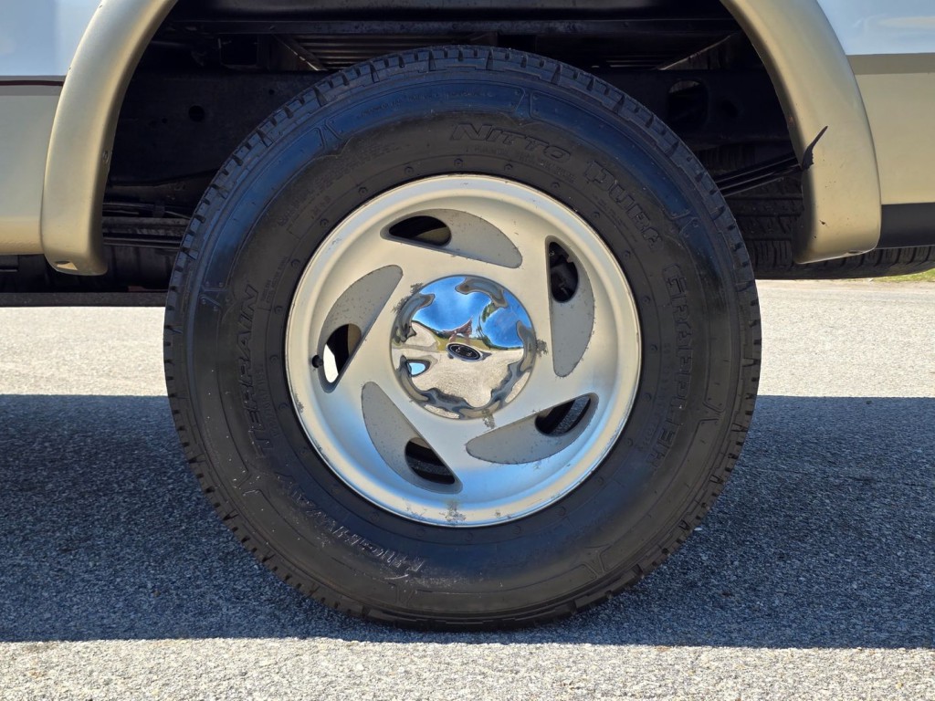 2000 Ford F-150 Image 48