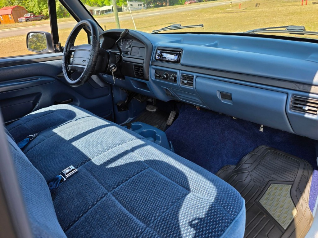 1995 Ford F-150 Image 31