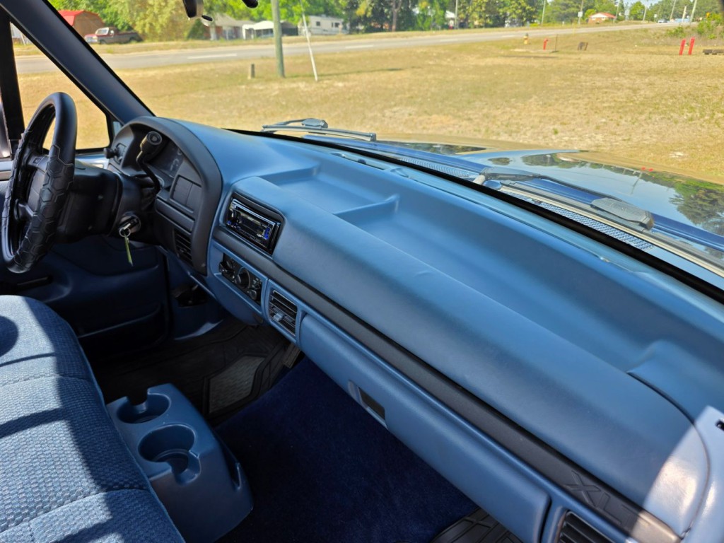 1995 Ford F-150 Image 33