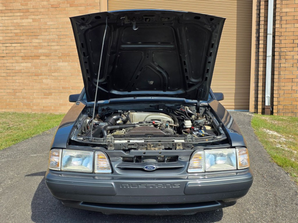 1989 Ford Mustang Image 41