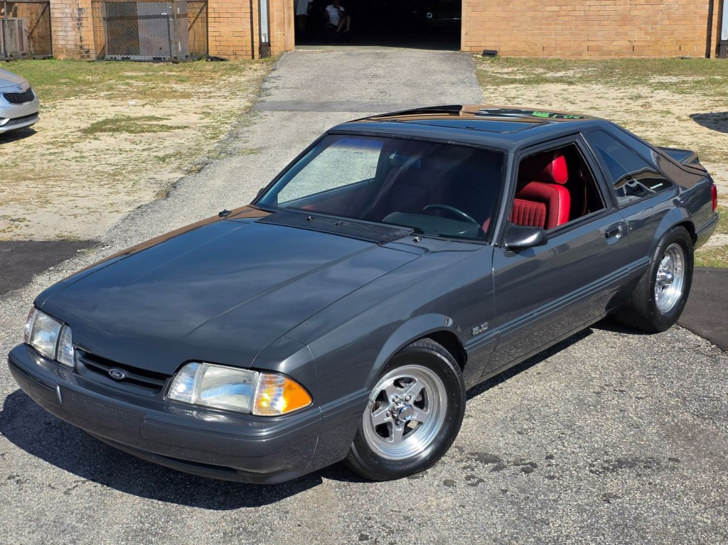 1989 Ford Mustang Image 54