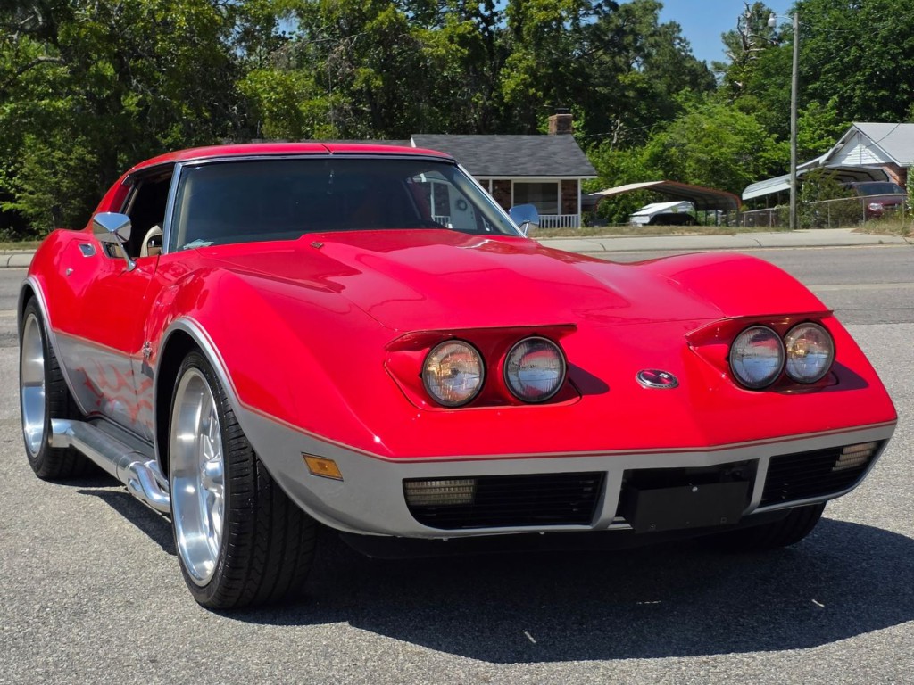 1974 Chevrolet Corvette Image 4
