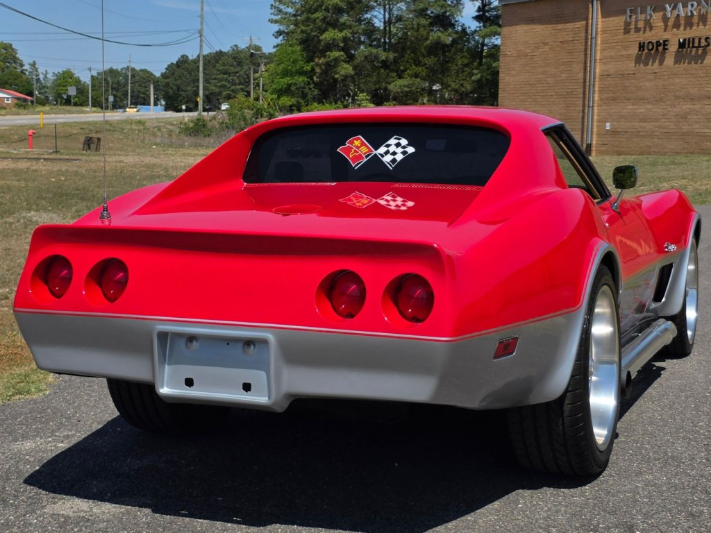 1974 Chevrolet Corvette Image 8