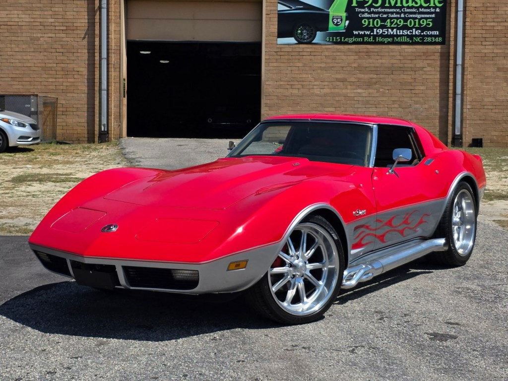 1974 Chevrolet Corvette Image 13