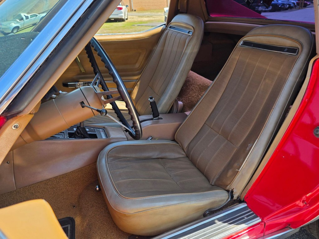 1974 Chevrolet Corvette Image 14