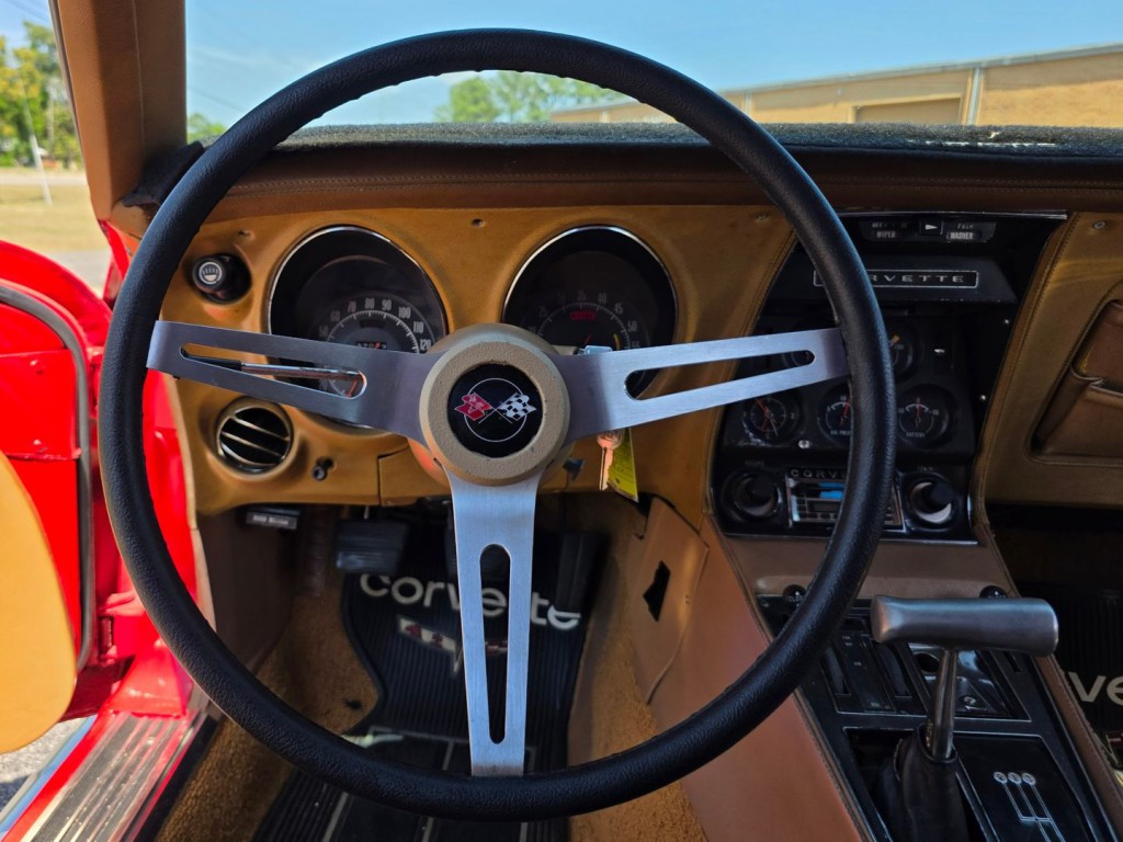 1974 Chevrolet Corvette Image 17