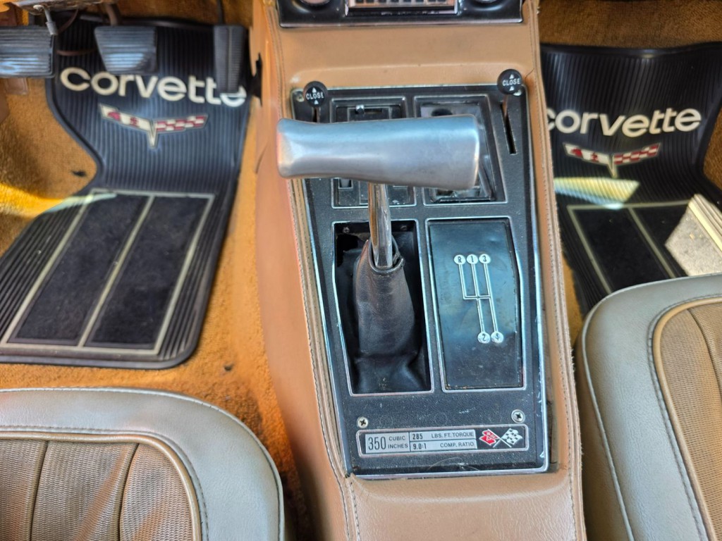 1974 Chevrolet Corvette Image 22