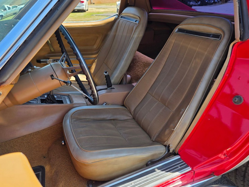 1974 Chevrolet Corvette Image 24