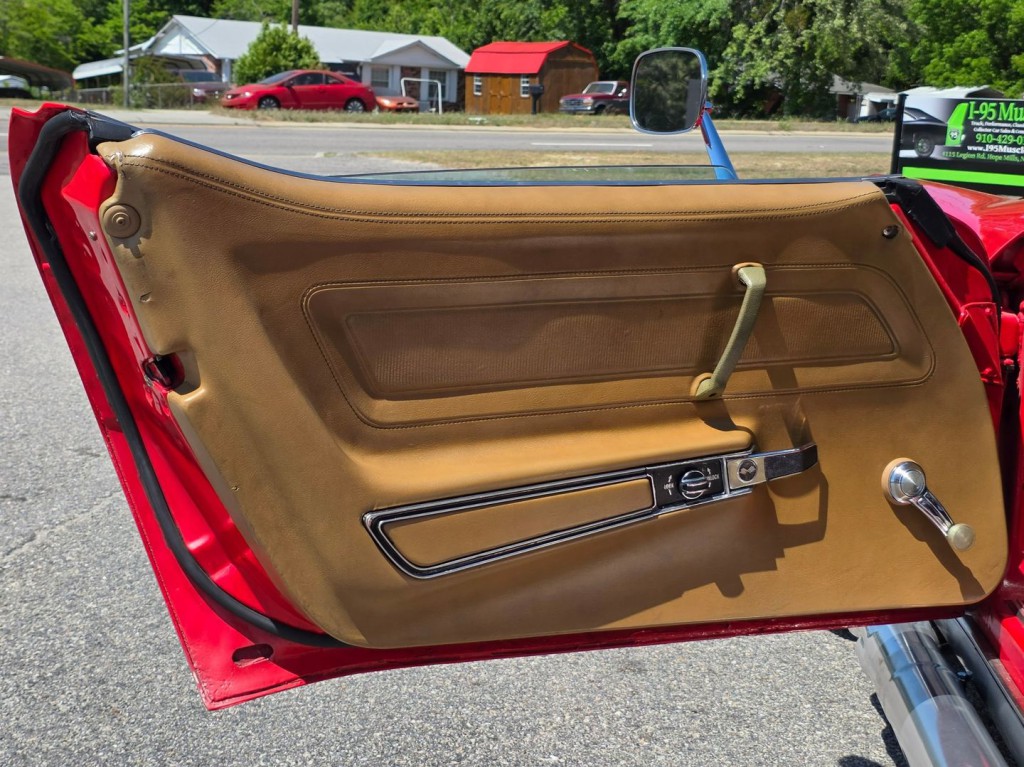 1974 Chevrolet Corvette Image 35