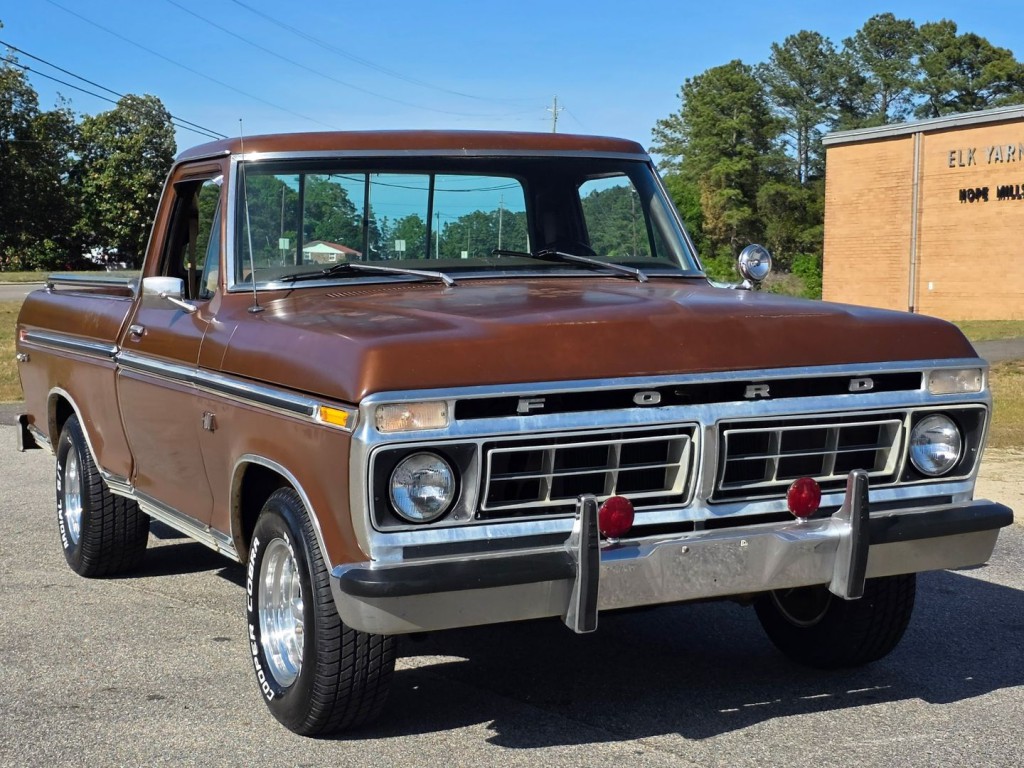 1976 Ford F-100 Image 4